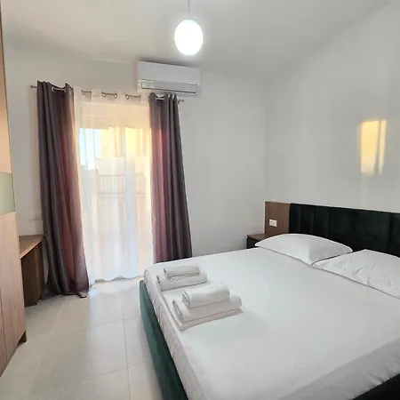 Skanderbeg Oasis-tirana * Tirana